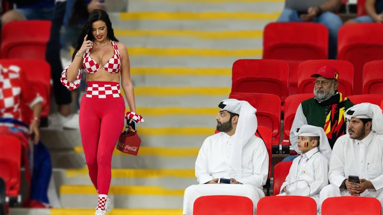 Most Funny and Crazy Moments of Fans in Sports